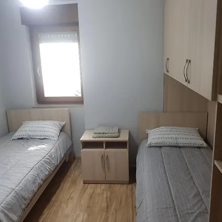 Arli's House Between The Centre And New Pazar Apartman *